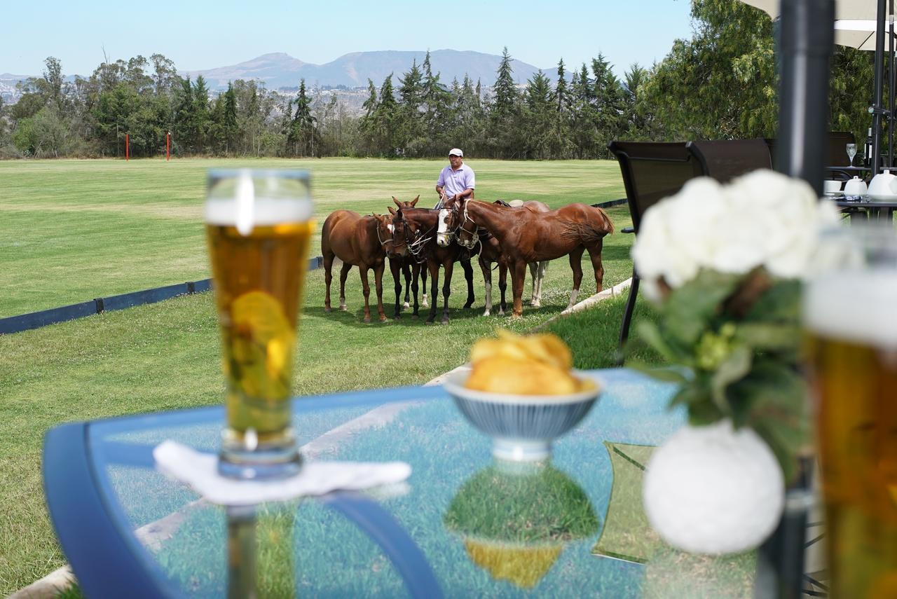 Puembo La Palma Polo Hotel - Airport Area מראה חיצוני תמונה