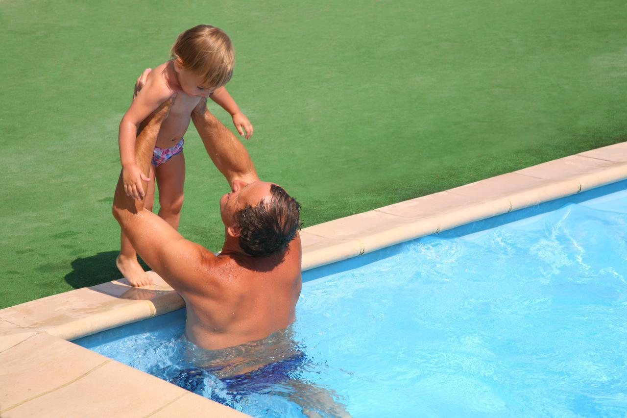 Puembo La Palma Polo Hotel - Airport Area מראה חיצוני תמונה