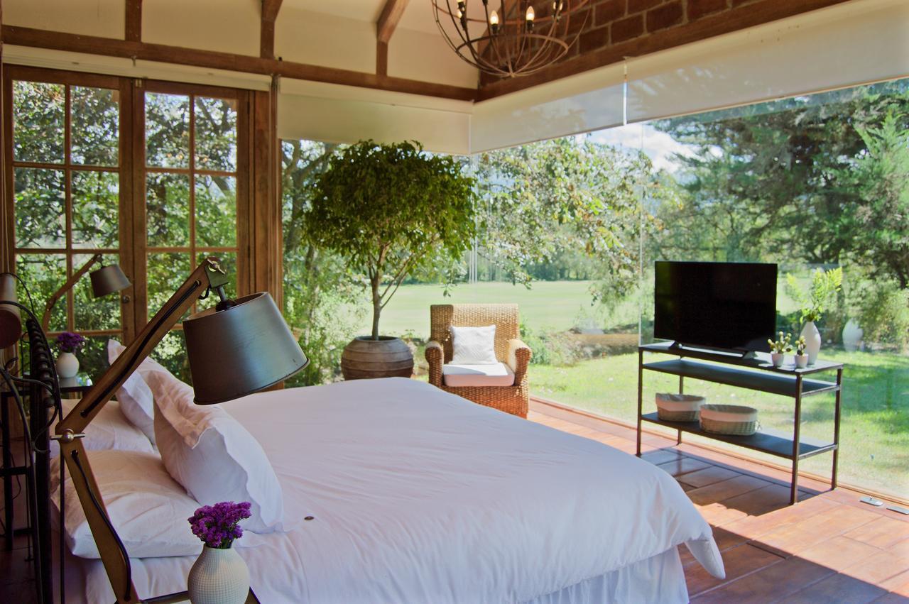 Puembo La Palma Polo Hotel - Airport Area מראה חיצוני תמונה